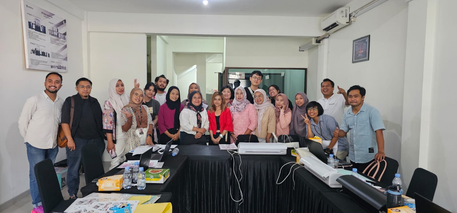 Kelas Silhouette – Offline di PT. Samafitro cabang Surabaya dan Yogyakarta
